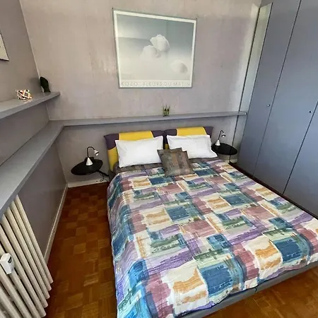 Navigli Hideaway - 5 Minutes From Metro Daire Milano