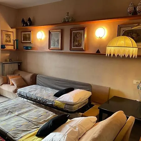 Navigli Hideaway - 5 Minutes From Metro Daire *